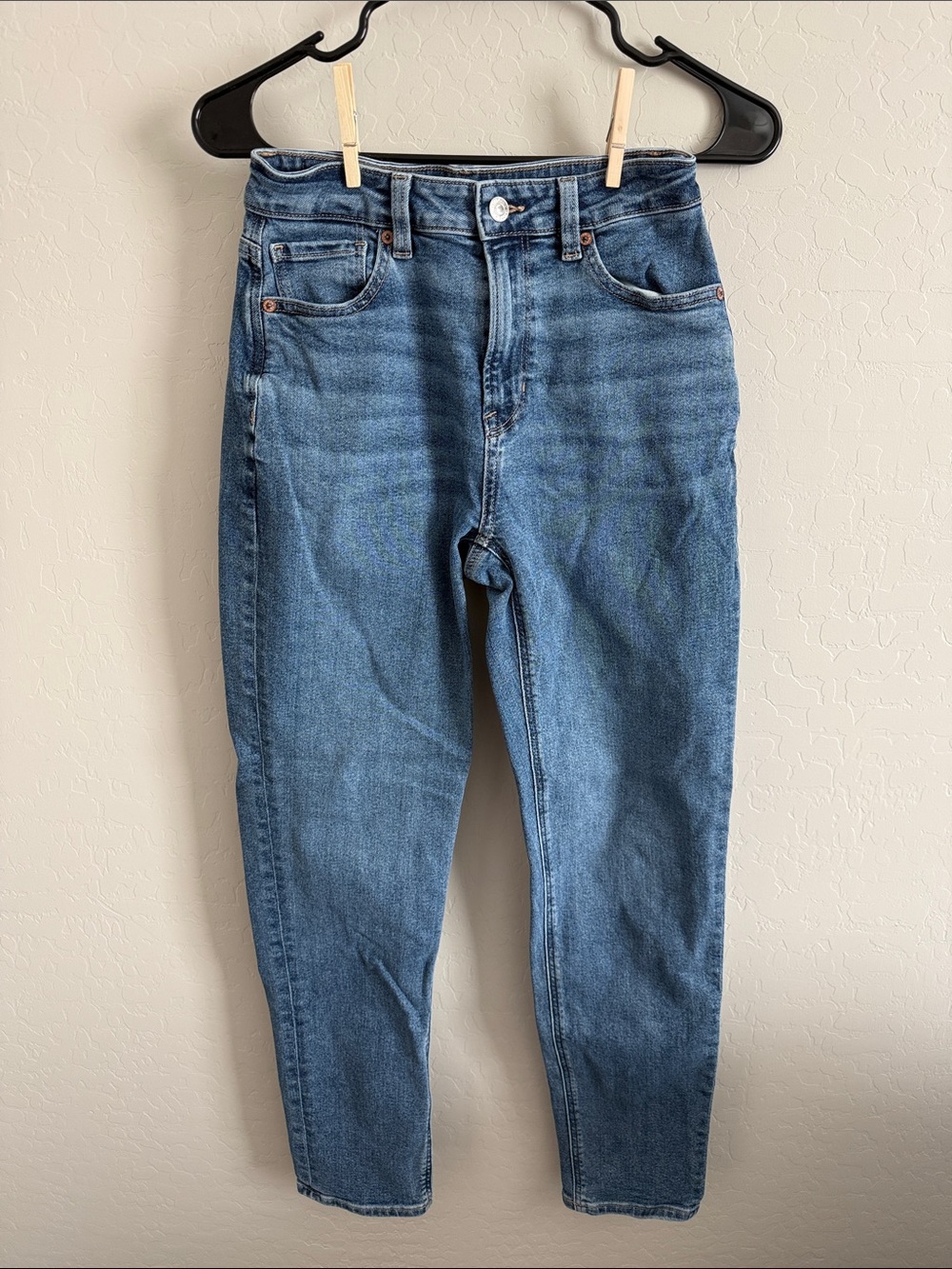 Classic High-Rise Women's Blue Mom Jeans